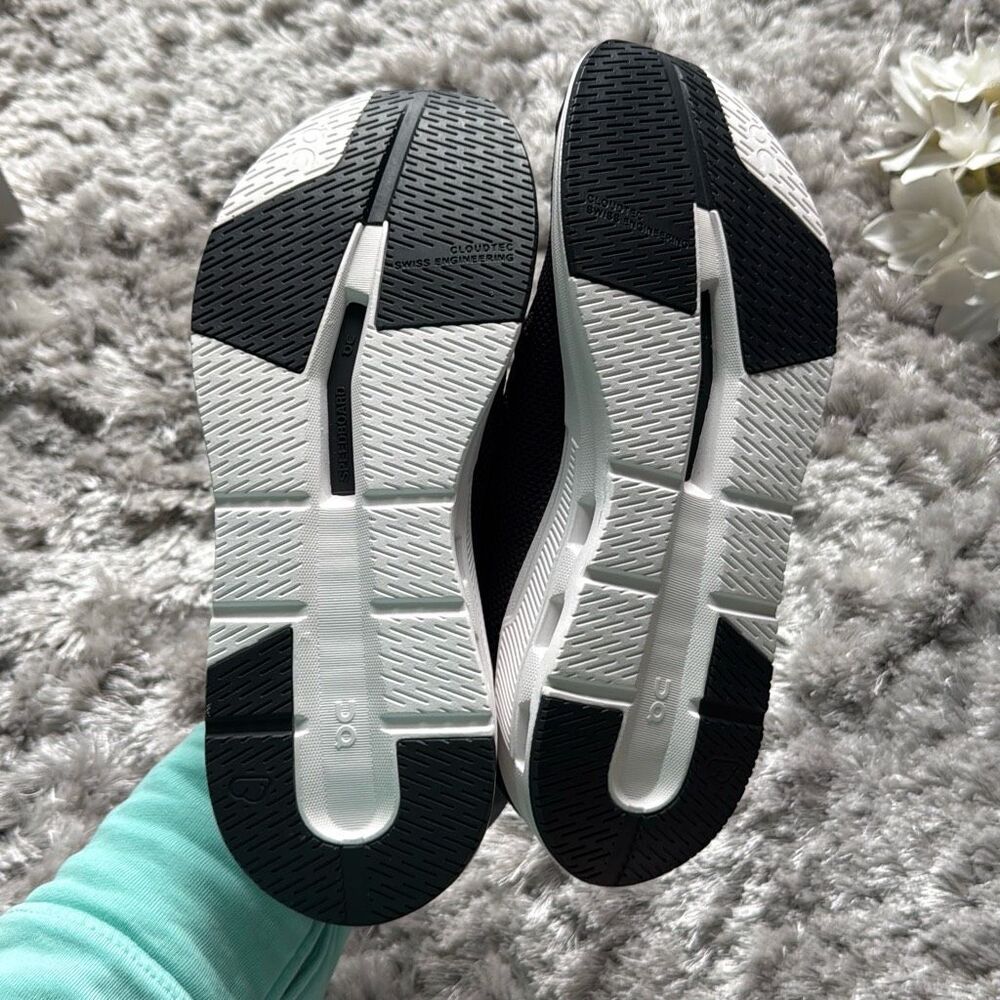 On Cloudeasy Women's in Black/ Rock Size 8 - Picture 7 of 10